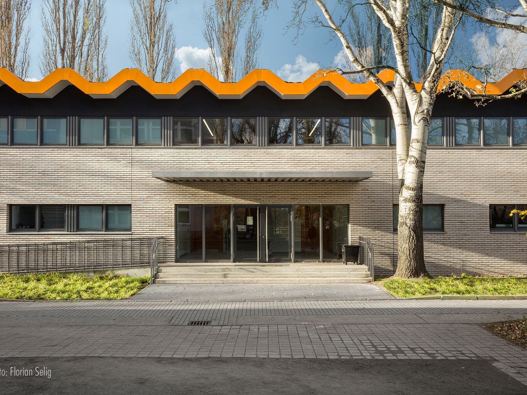 Sporthalle, Richard-Wagner-Grundschule